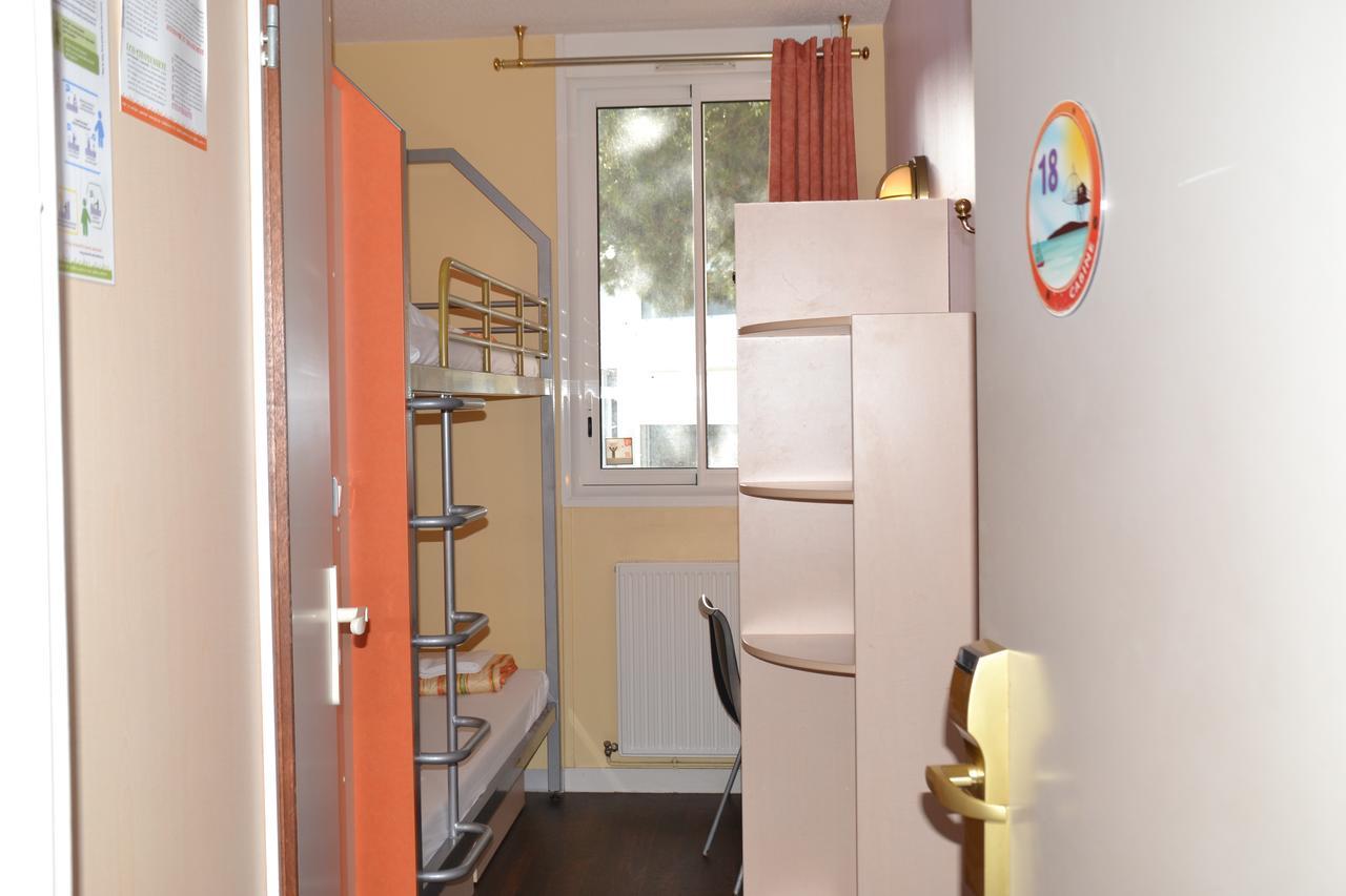 Hostel Auberge De Jeunesse *